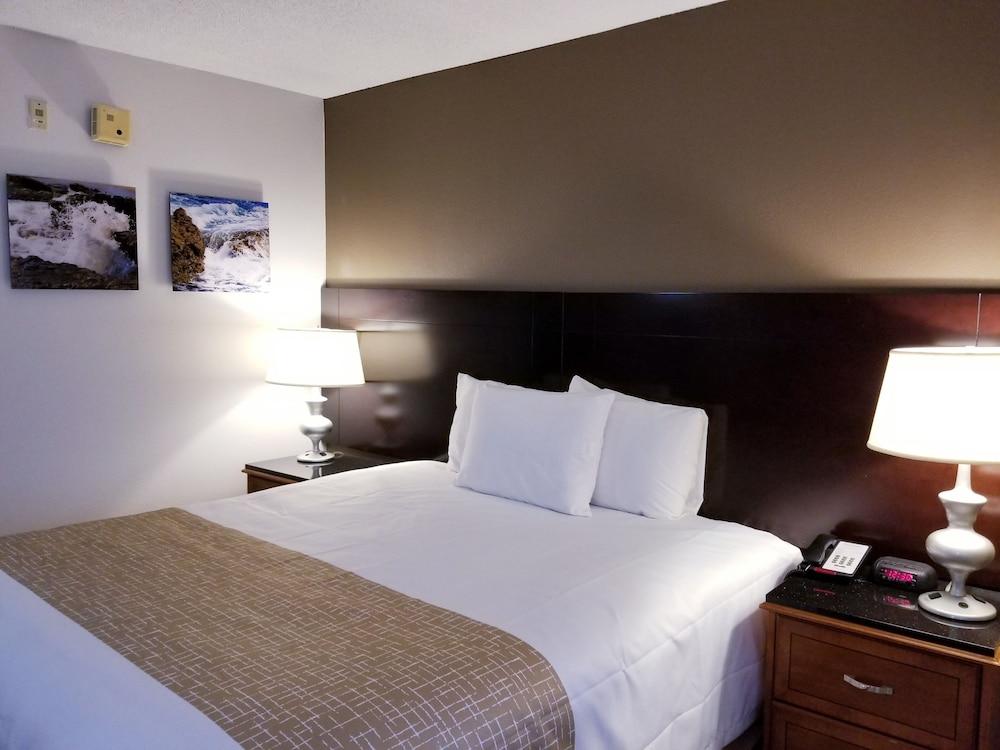Travelodge By Wyndham Fort Wayne North Esterno foto