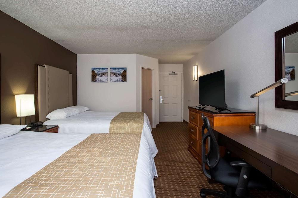 Travelodge By Wyndham Fort Wayne North Esterno foto