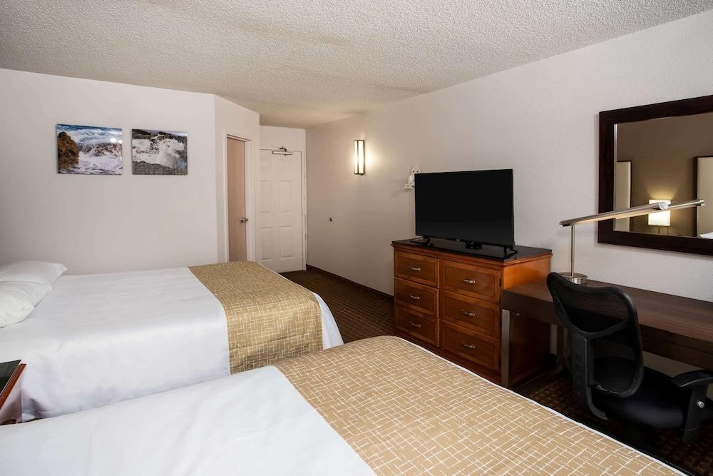 Travelodge By Wyndham Fort Wayne North Esterno foto